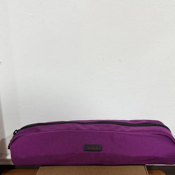 Tumi Violet Electronic Storage Zippered Pouch - Picture 4 of 8